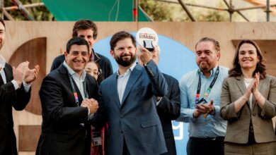 Daniel Daccarett y Gabriel Boric (cortesía de ETM)