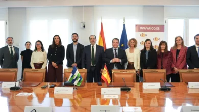 Fuente: .caf.com/es/actualidad/noticias/ico-y-caf-firman-acuerdo-por-usd-300-millones-para-impulsar-proyectos-sostenibles-y-digitales-en-america-latina-y-el-caribe/